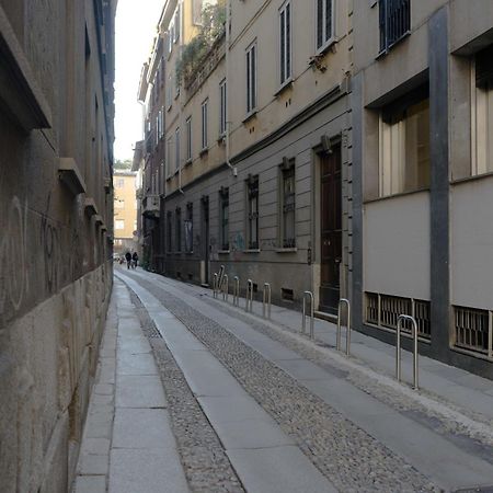 Disciplini Apartment A 5 Min Dal Duomo Μιλάνο Εξωτερικό φωτογραφία