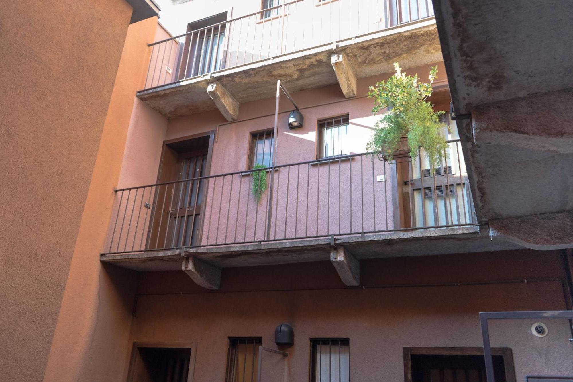 Disciplini Apartment A 5 Min Dal Duomo Μιλάνο Εξωτερικό φωτογραφία